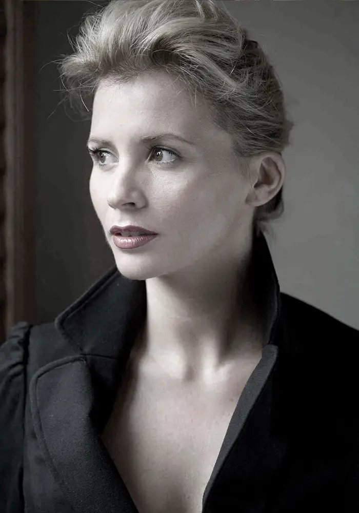 paula_roman_shots_08